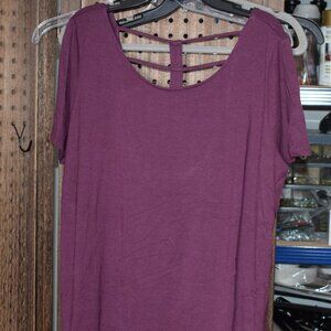 5/20 NWT Purple Blouse with cut out design